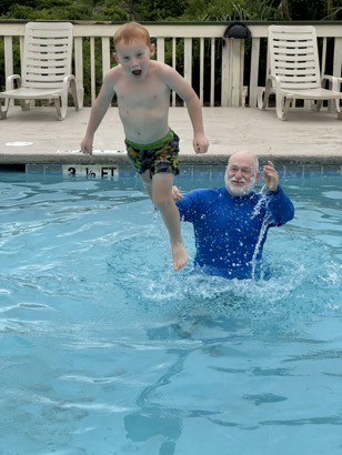 11E7EEBC-1781-4210-9181-C6909A854862_1_105_c